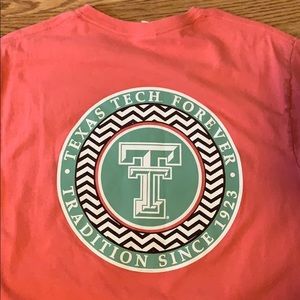 Gildan Tops - Texas Tech T-shirt Gildan Tops - Texas Tech T-shirt